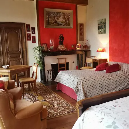 Le Manoir Bed & Breakfast