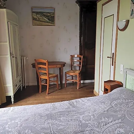 Le Manoir Bed & Breakfast Tourville-sur-Sienne