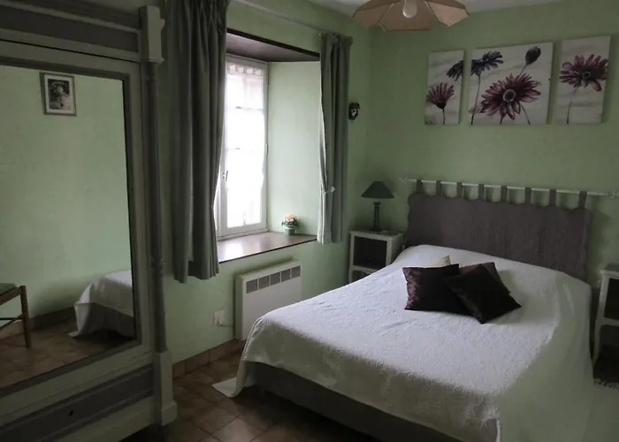 Le Manoir Bed & Breakfast Tourville-sur-Sienne